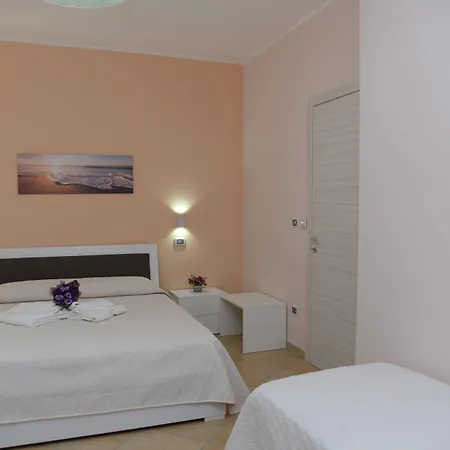 Couette-café Valeri 4*