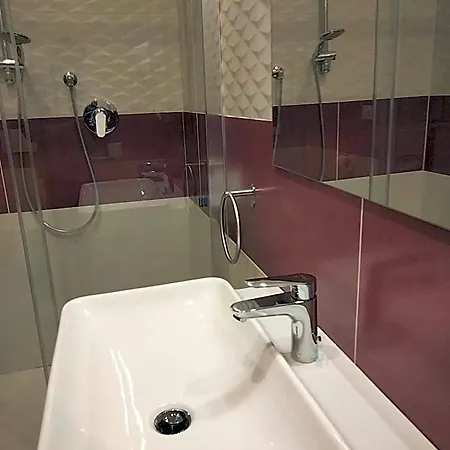 Valeri Bed & Breakfast 4*